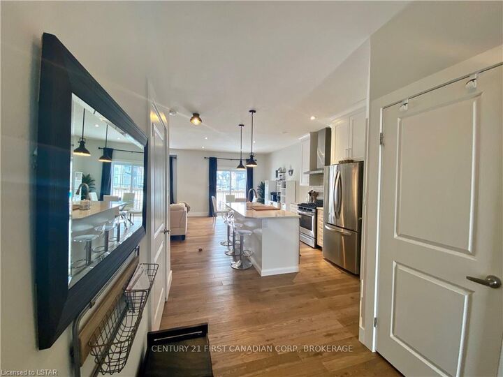Property Photo: 2910 Tokala Trail 33 ON N6G 0T9