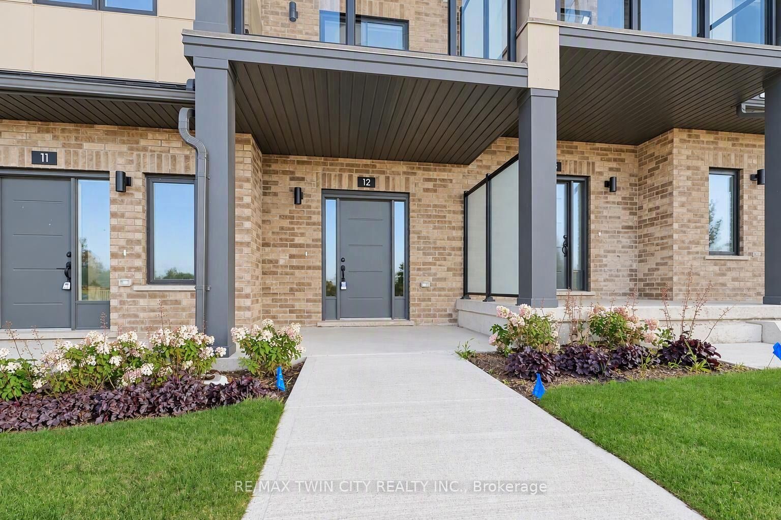 Property Photo:  8 Miseferi Crescent 12  ON N1T 0J1 