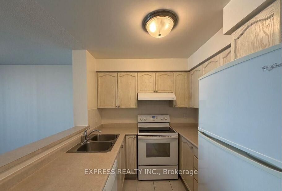 Property Photo: 29 Pemberton Avenue 1106 ON M2M 4L5