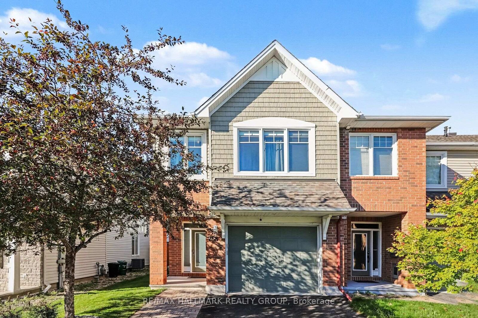 Property Photo:  768 White Alder Avenue  ON K1T 0E9 