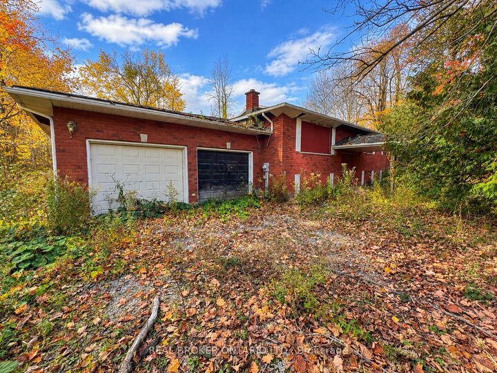 Property Photo:  5670 Willison Side Road  ON L3V 6H6 