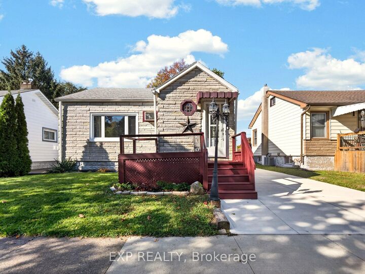 Property Photo: 147 Dover Road ON L3B 2V1