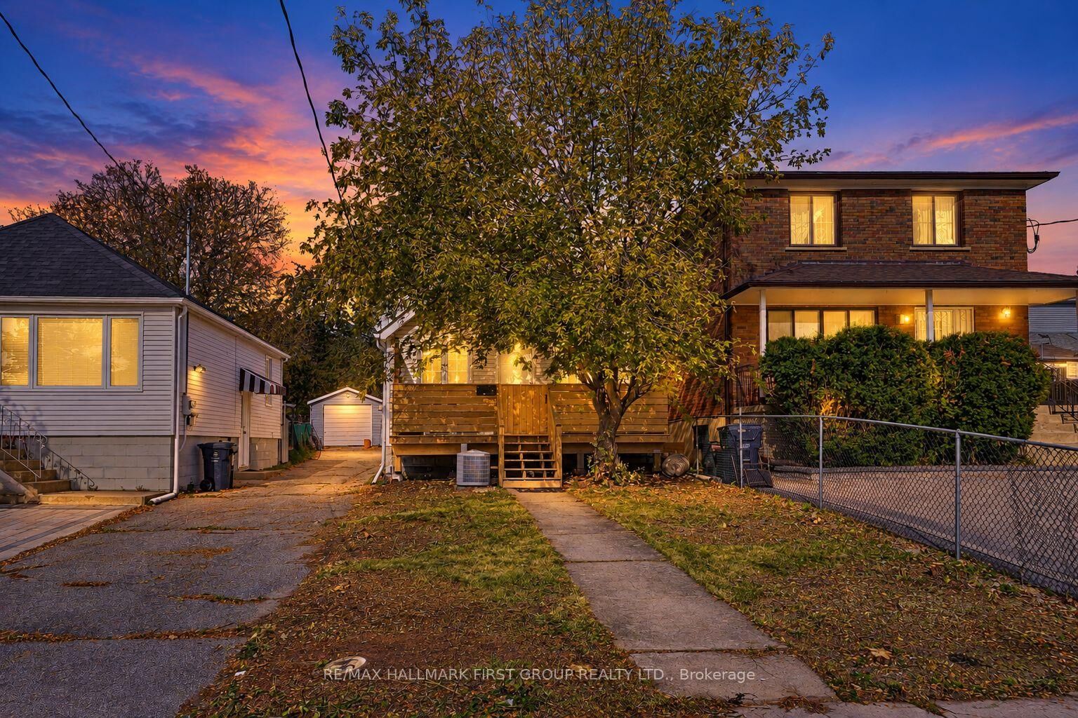 Property Photo:  52 Malta Street  ON M1N 2L4 