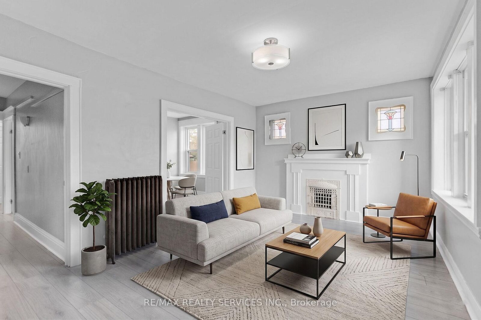 Property Photo:  1 Fairholt Road N 5  ON L8M 2S9 