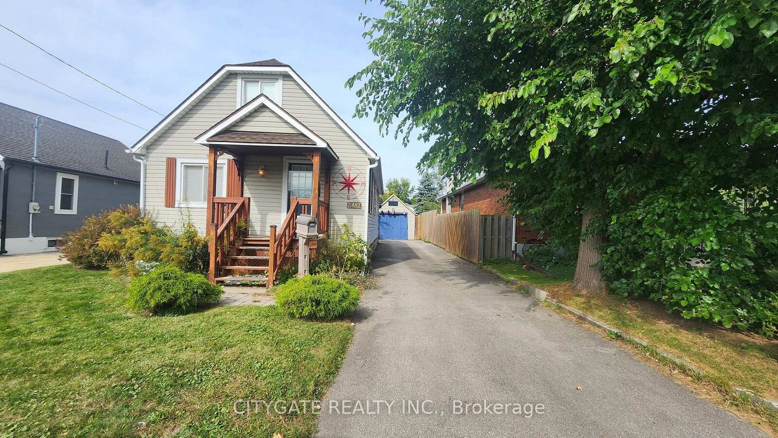 Property Photo:  6447 Ash Street  ON L2G 2H4 