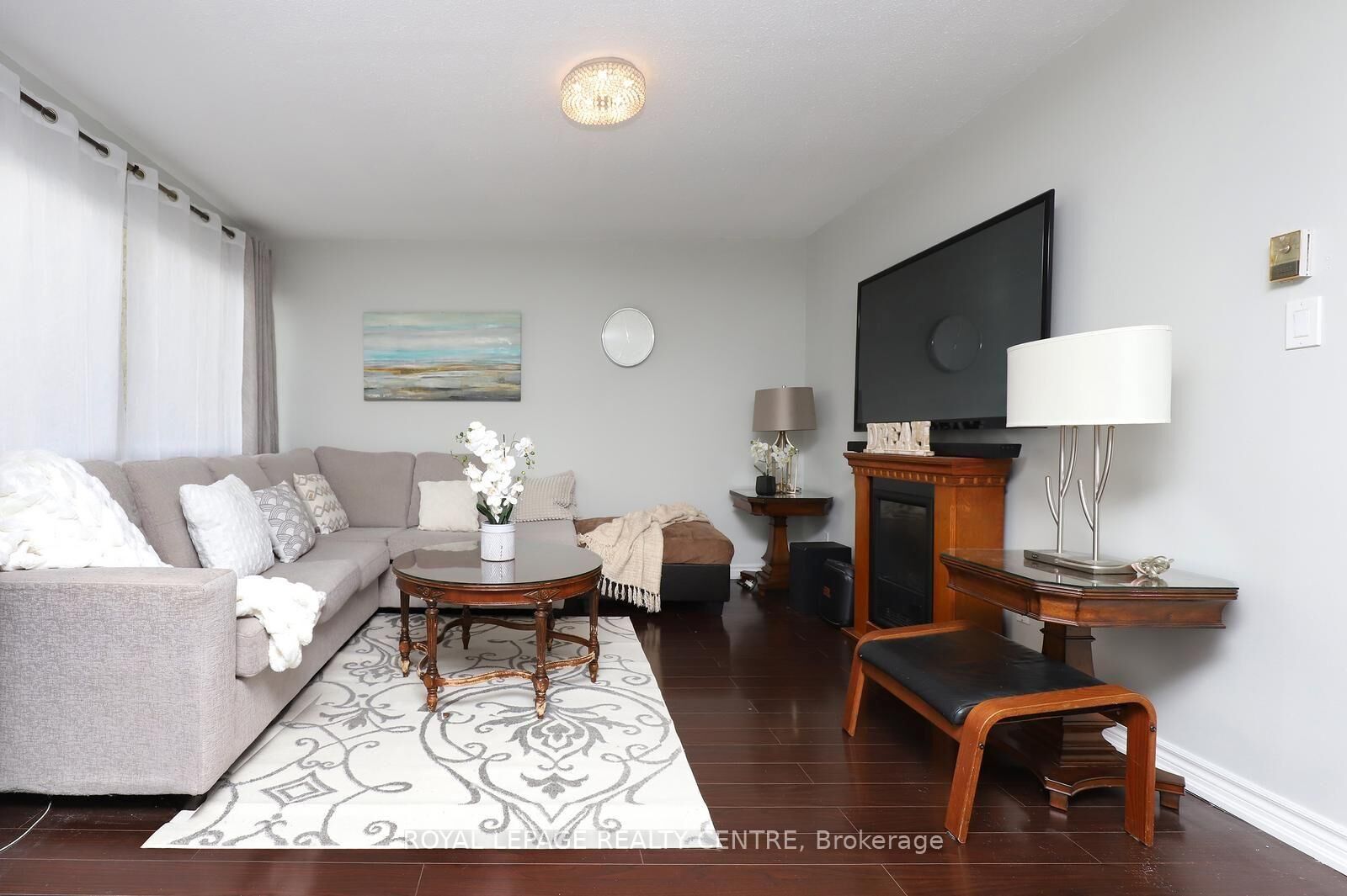 Property Photo:  1055 Dundas Street E 171  ON L4Y 3X6 