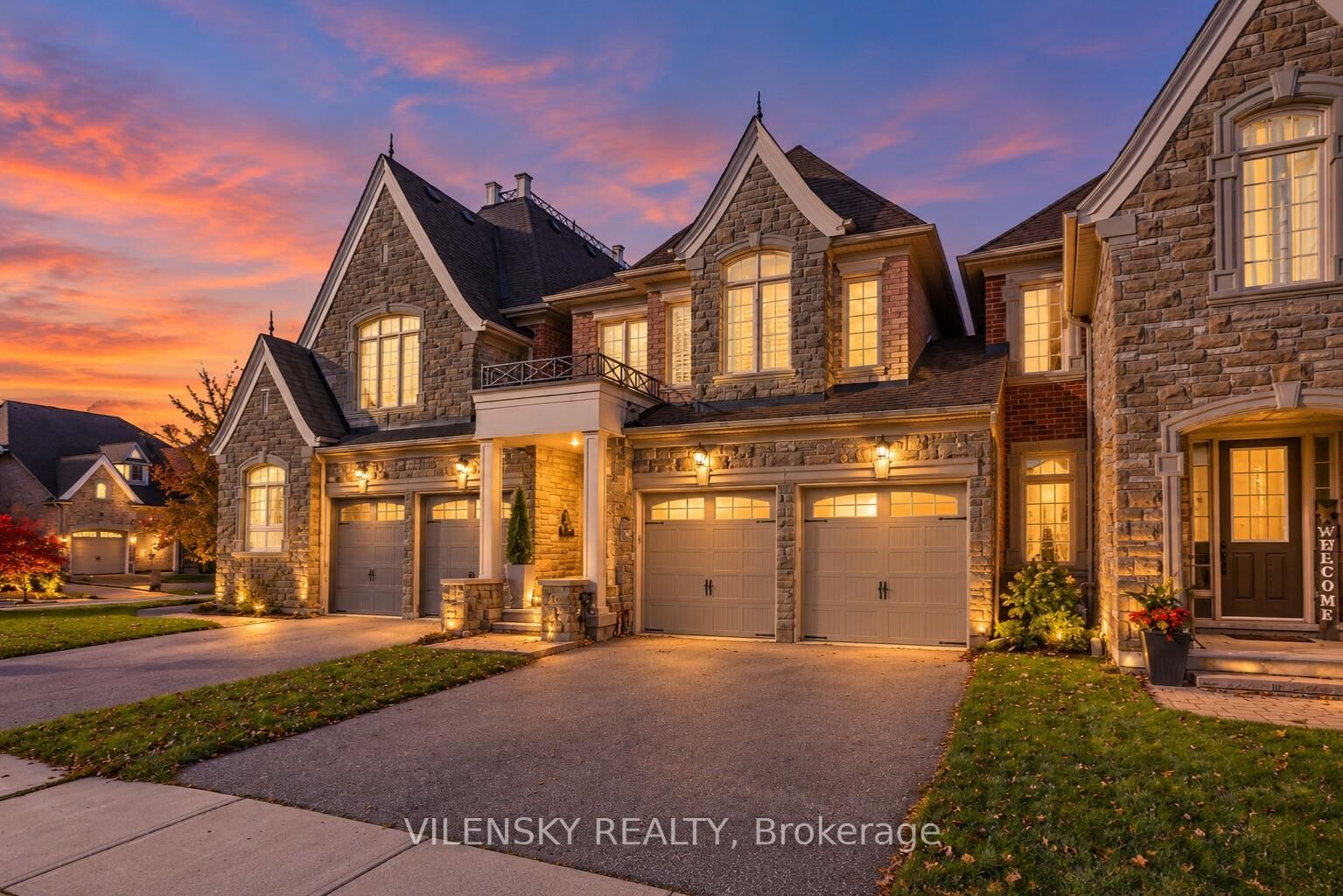 Property Photo: 52 Spring Hill Drive ON L7B 0B4