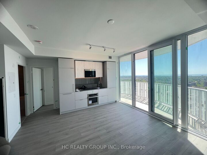Property Photo:  1 Fairview Road E 2502  ON L5A 4C6 