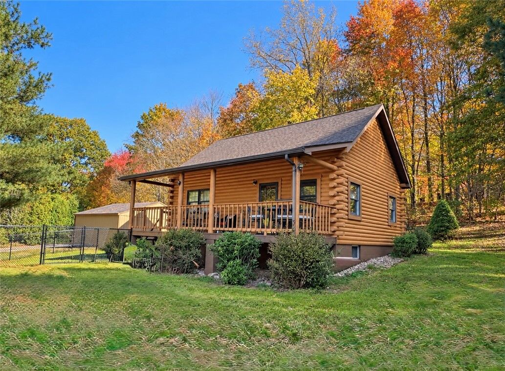 Property Photo: 2977 Jay Drive PA 16101