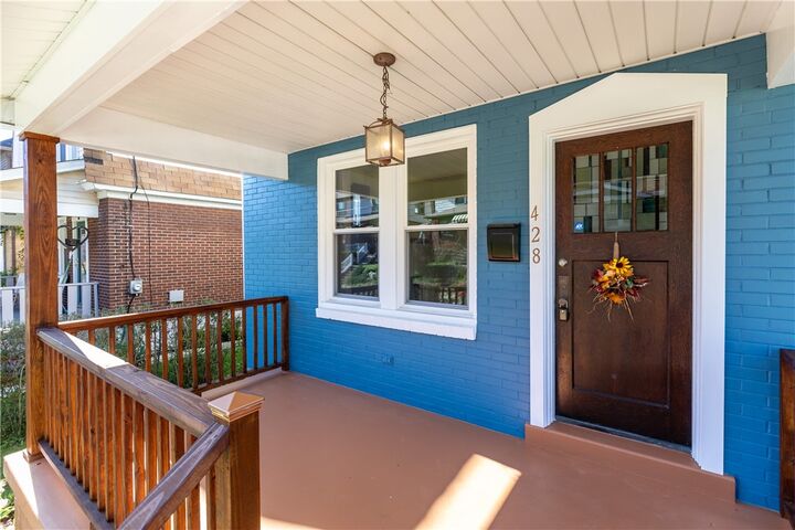 Property Photo:  428 Avenue D  PA 15221 