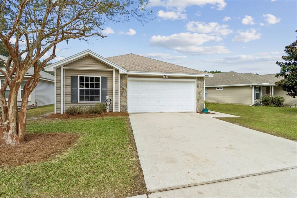 Property Photo:  96463 Starfish Drive  FL 32097 