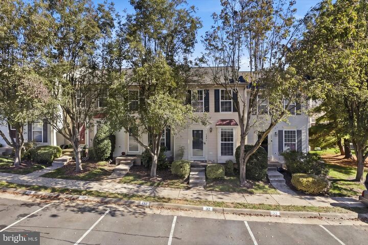 Property Photo:  1881 Tiger Lily Circle  VA 22192 