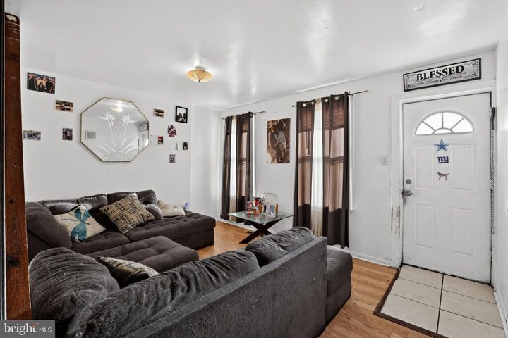 Property Photo:  9 S Jackson Street  DE 19805 