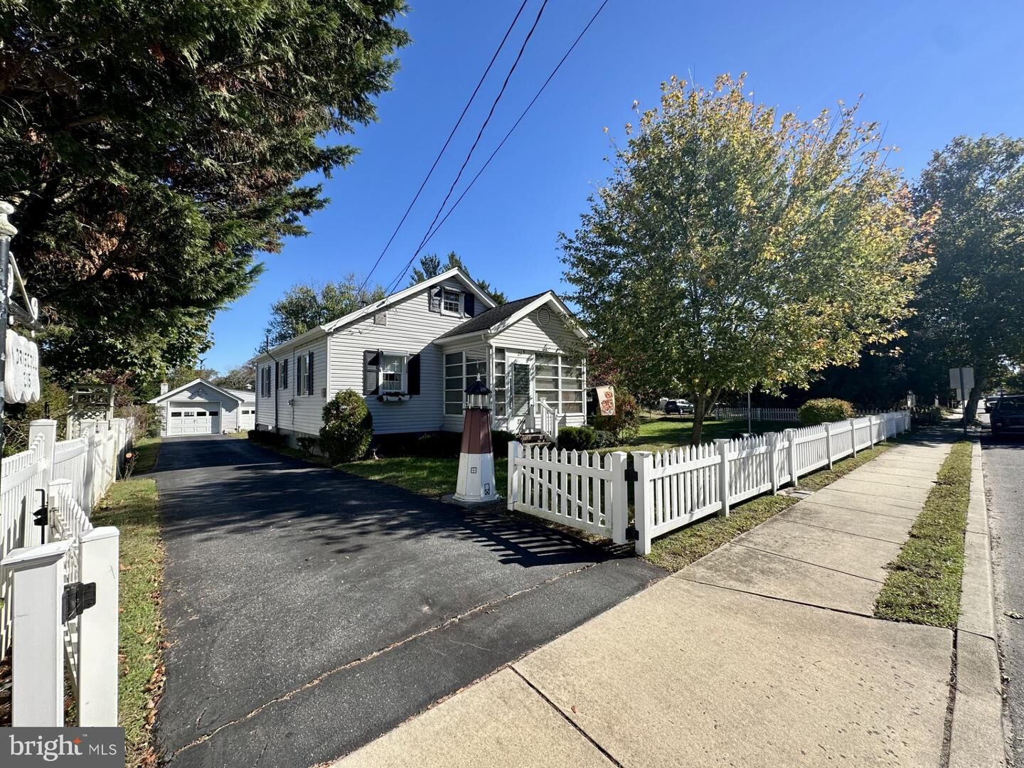 Property Photo:  215 Wood Street  NJ 08087 