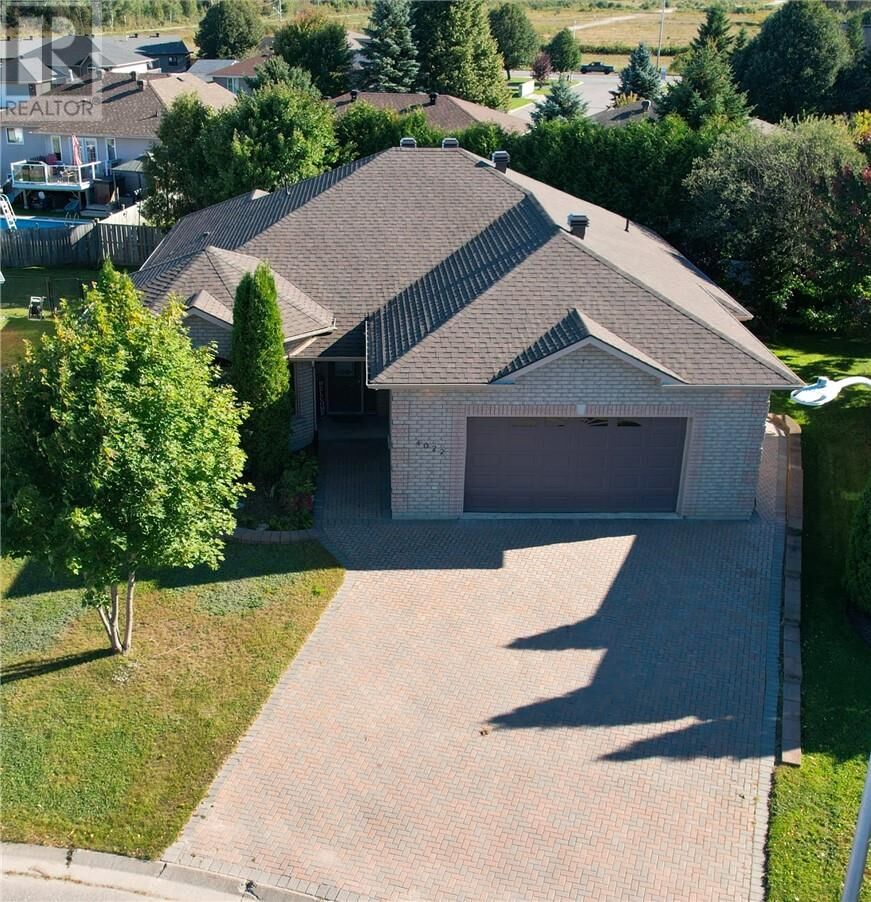 Property Photo:  4022 Classic Parkway  ON P3P 1Y3 