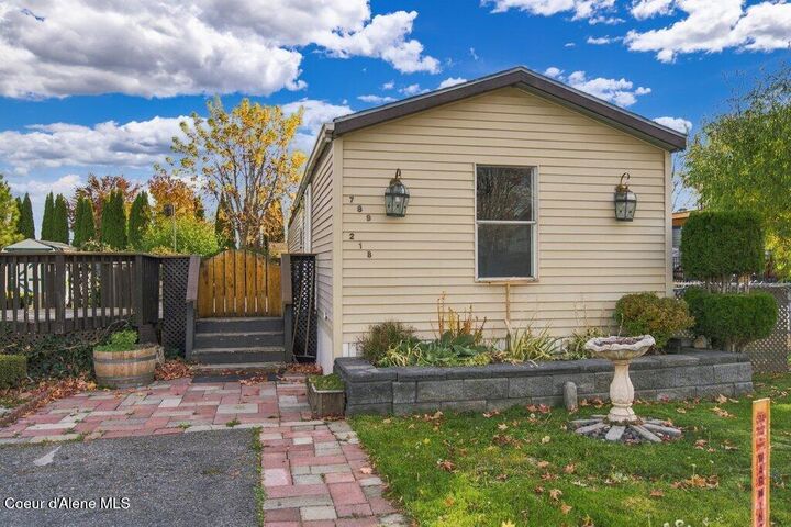 Property Photo:  789 N Lancelot Ln  ID 83854 