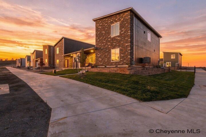 Property Photo:  1553 York Ave  WY 82007 