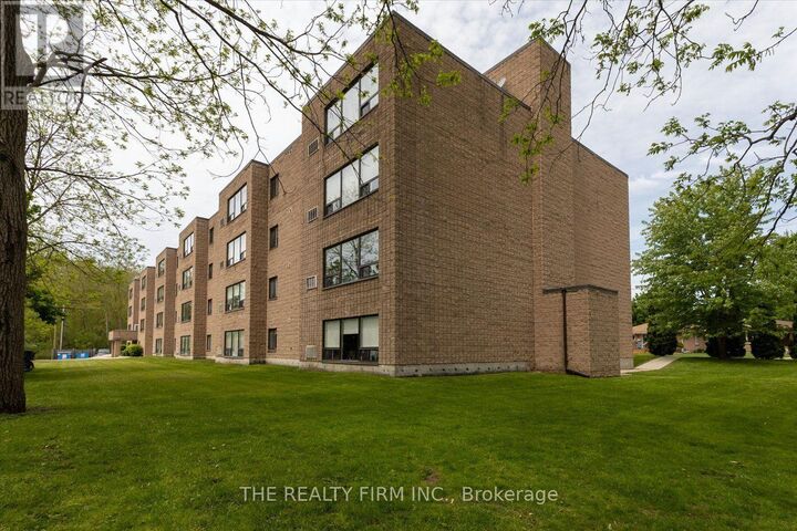 Property Photo: 220 Duke Street 207 ON N7G 1S3