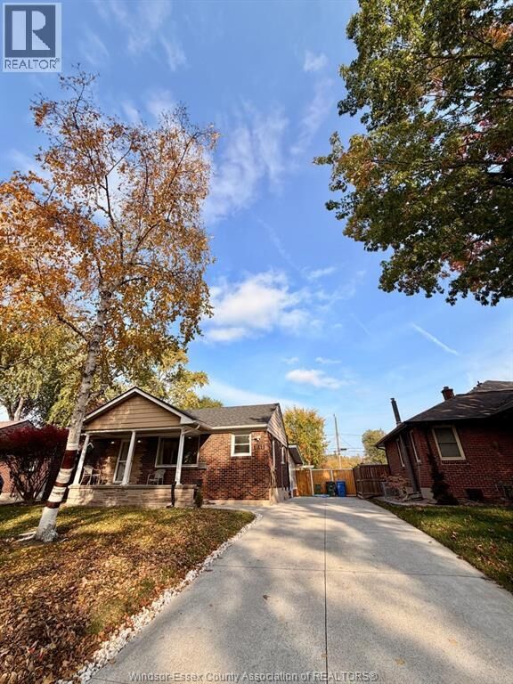 Property Photo: 3162 Curry Avenue Lower ON N9E 2T3