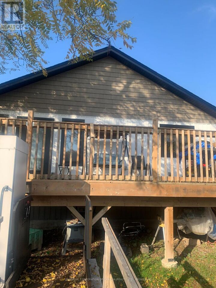 Property Photo:  313 John Street South  ON N5H 2C9 
