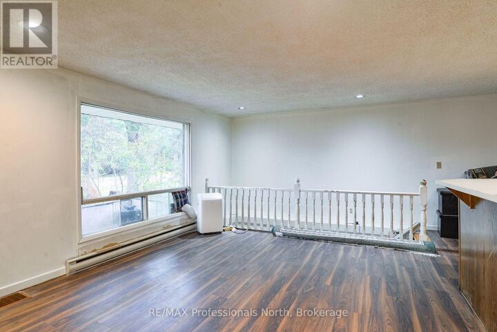 Property Photo:  1172 Manitoba Street  ON P1L 1W9 