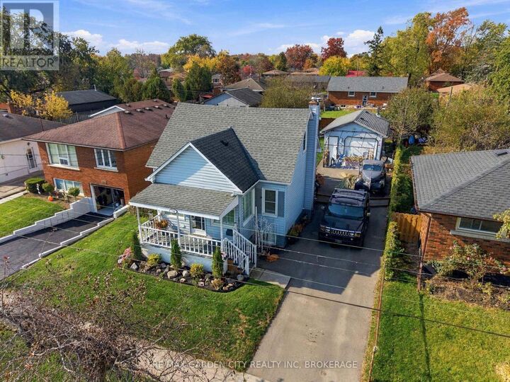 Property Photo:  226 Marshall Avenue  ON L3C 2N4 