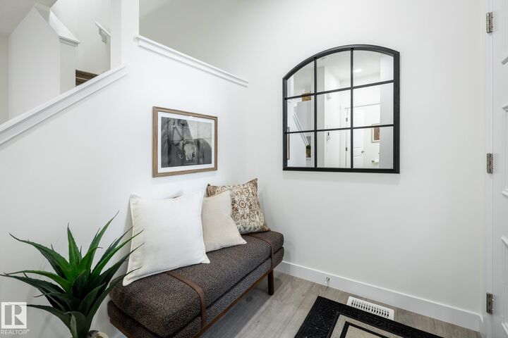 Property Photo:  2 Iris Avenue  AB T8L 4J3 