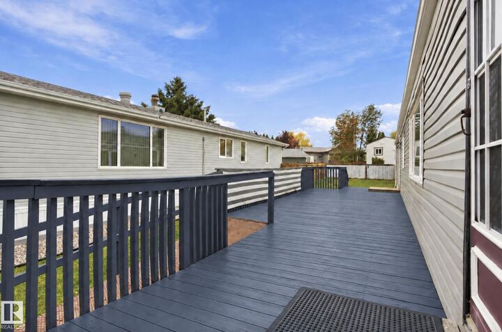 Property Photo:  2664 Lakeview Dr NW  AB T5S 1T7 