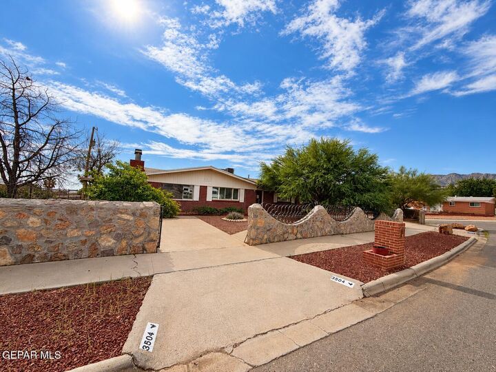 Property Photo:  3504 Beryl Lane  TX 79904 