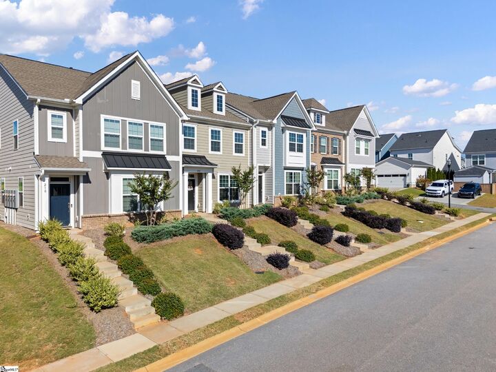 Property Photo: 208 Wakelon Drive SC 29651
