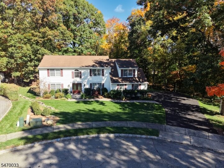 Property Photo: 9 Hunting Meadow Ct NJ 07866