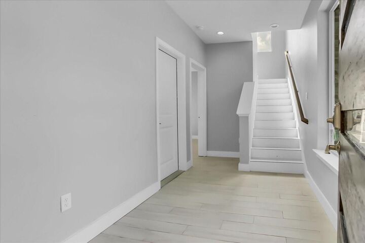 Property Photo:  3327 Kilgore Street F  TX 77021 