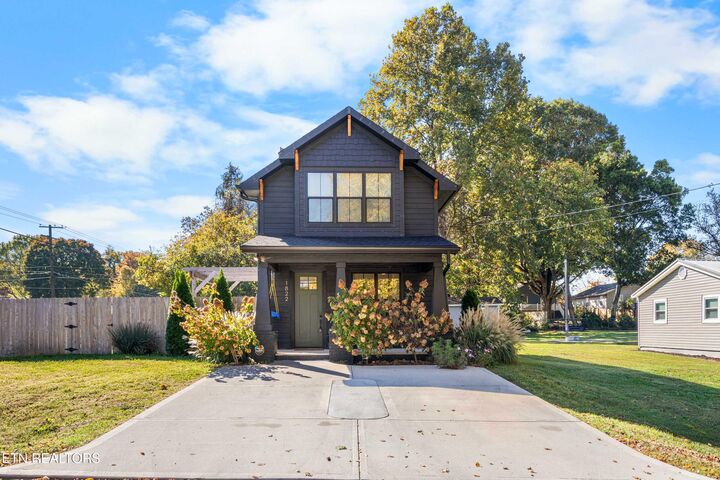 Property Photo:  1822 Earl Ave  TN 37920 