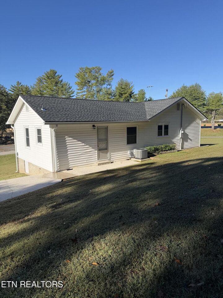 Property Photo:  1890 James Ferry Rd  TN 37763 