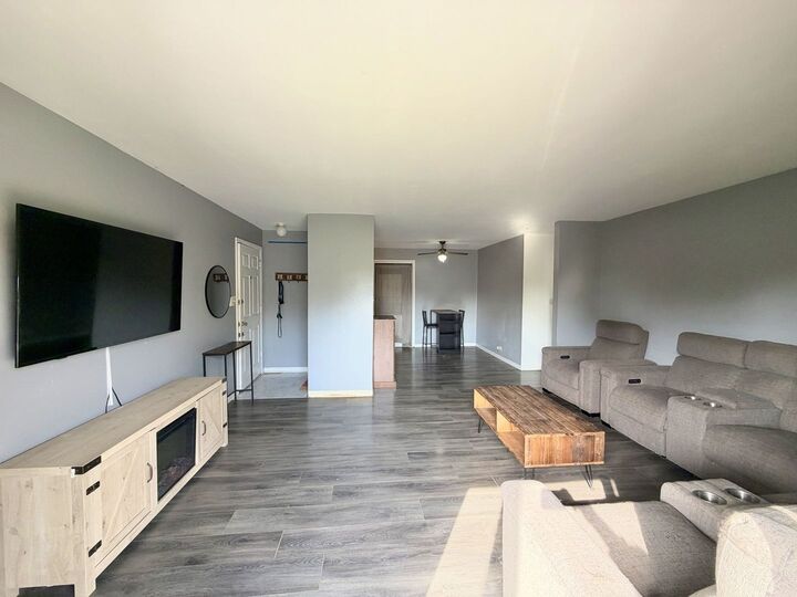 Property Photo:  5723 129th Street 8E  IL 60418 