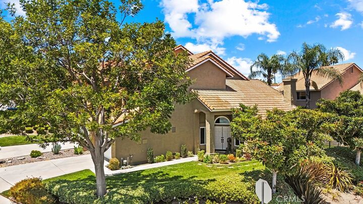 Property Photo:  6041 E Queens Drive  CA 92807 