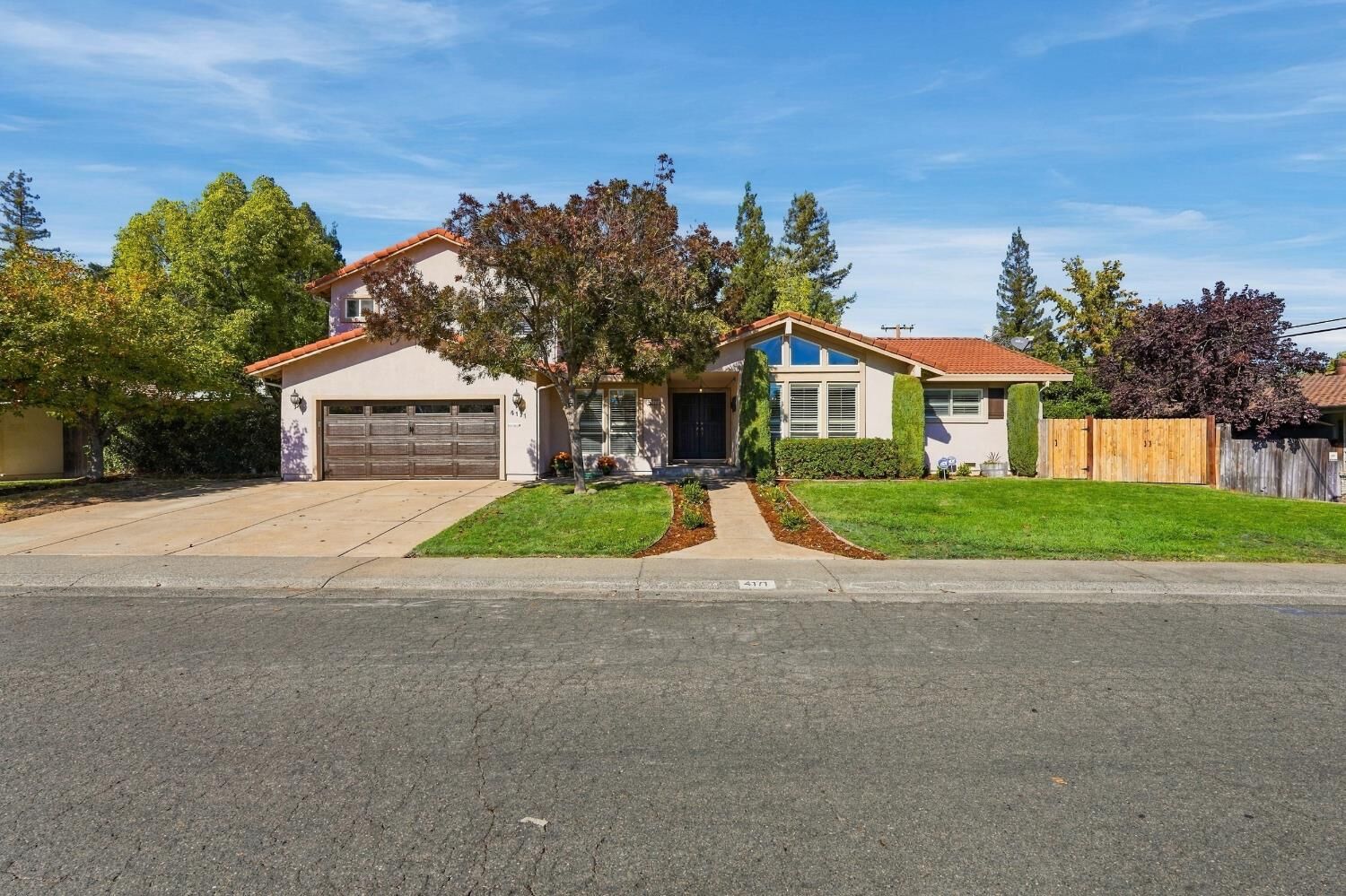 Property Photo: 4171 Dena Way CA 95821