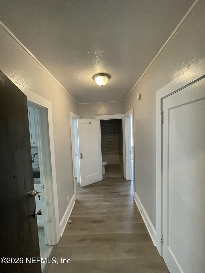Property Photo:  82 W 32nd Street  FL 32206 