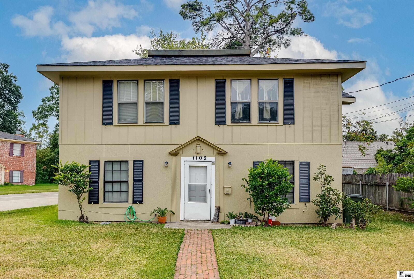 Property Photo:  1103 &Amp 1105 N 1st  Street  LA 71201 