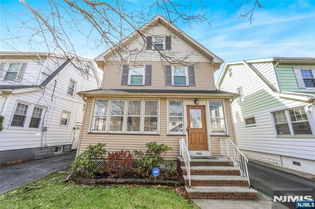 Property Photo:  466 Beardsley Avenue  NJ 07003 