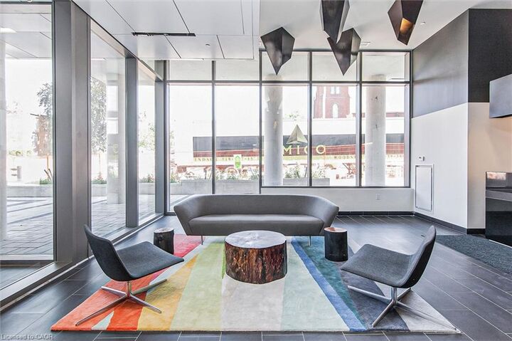Property Photo:  85 Duke Street W 1511  ON N2H 4Y7 