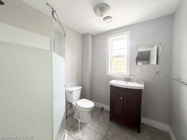 Property Photo:  13 Genesee Street  ON L9C 1C7 