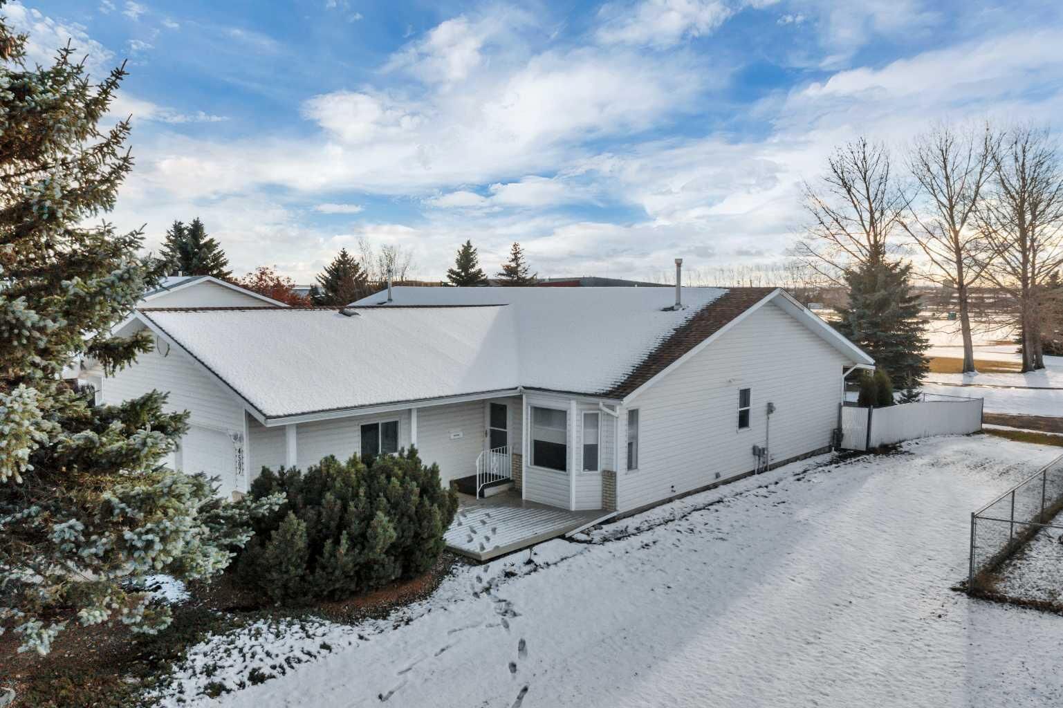 Property Photo:  4507 57 Avenue  AB T4G 1K8 