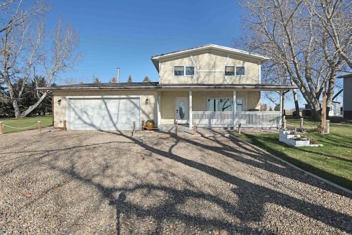 Property Photo:  1810083 550 Highway 463  AB T0J 0B0 