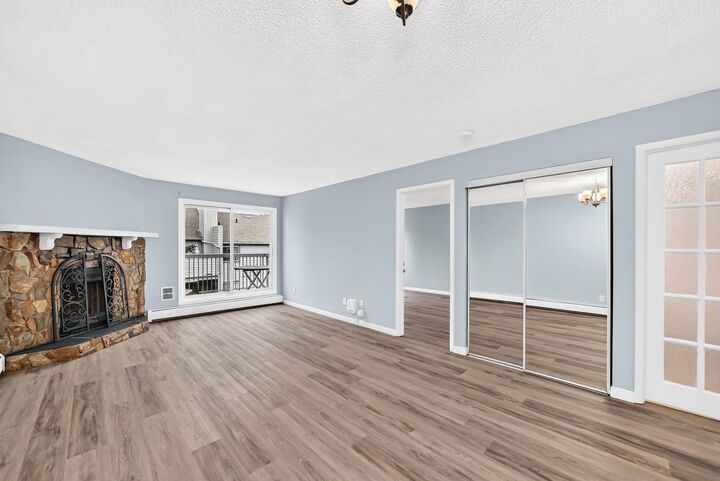 Property Photo:  70 Glamis Drive SW 2467  AB T3E 6T6 