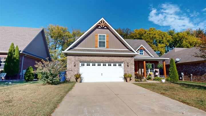 Property Photo: 3048 Equestrian Court KY 42104