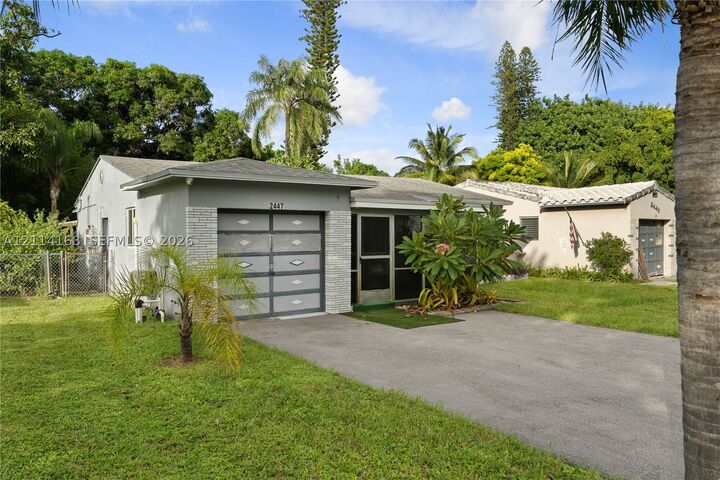 Property Photo: 2447 Madison St FL 33020