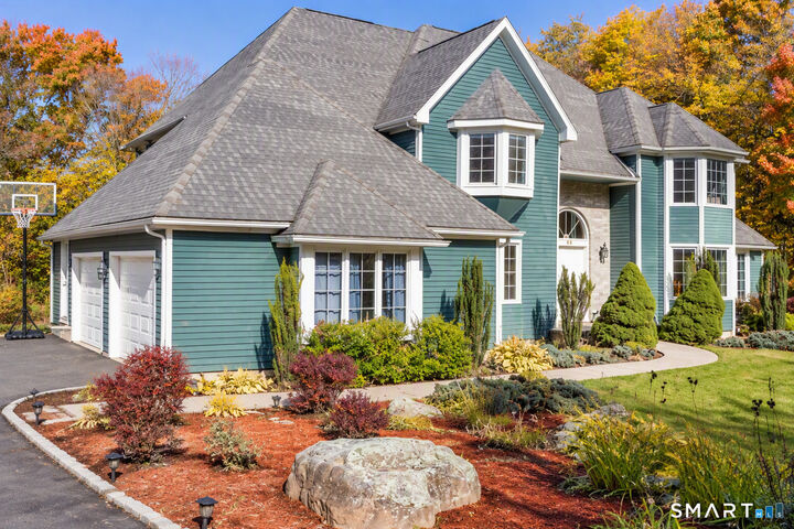 Property Photo:  100 Scenic Court  CT 06410 
