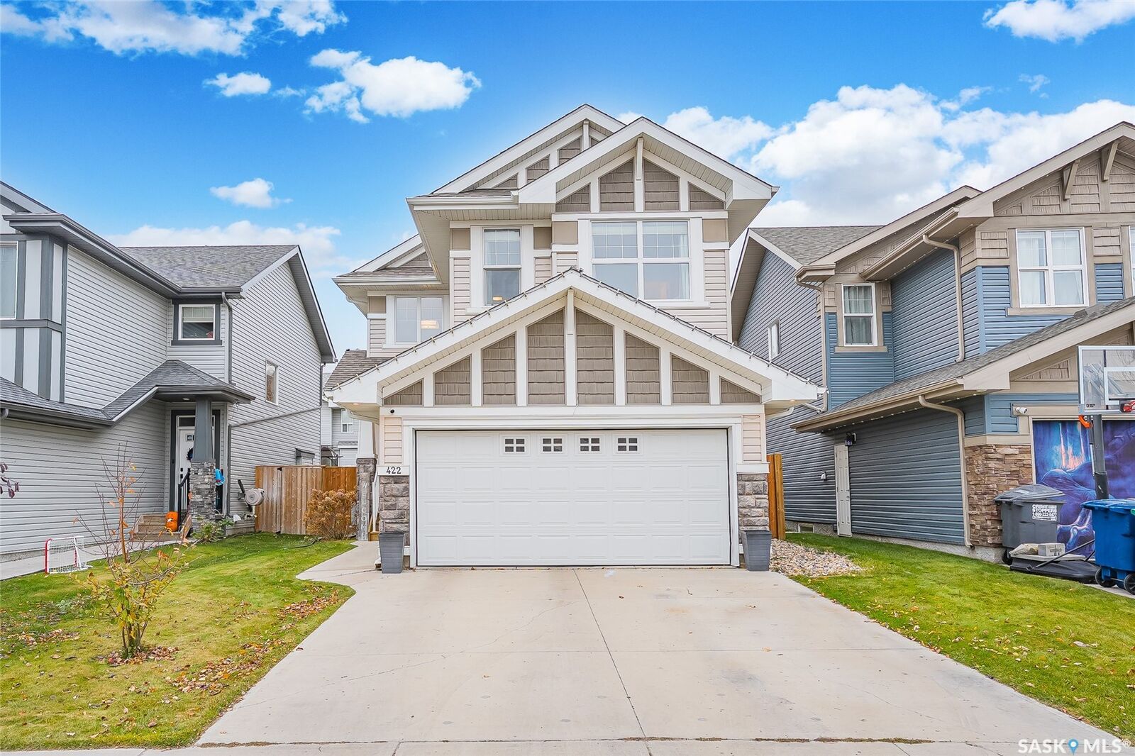 Property Photo:  422 Secord Way  SK S7V 0M1 