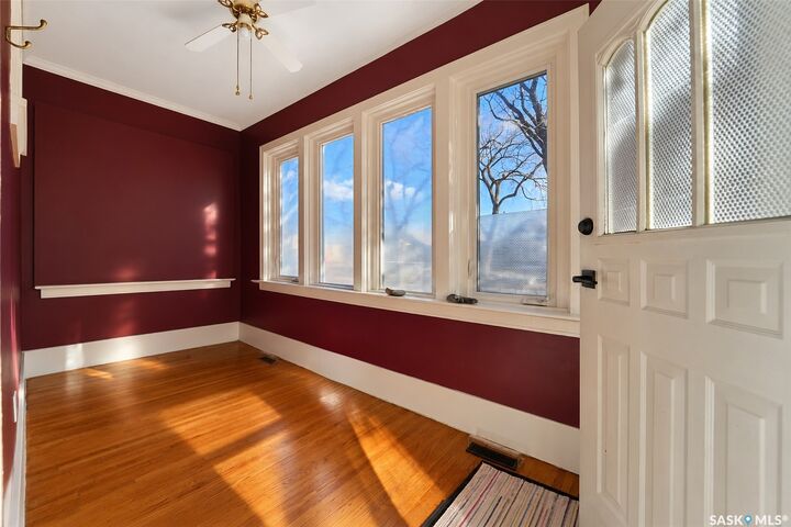 Photo de la propriété: 1125 B Avenue N SK S7L 1G2